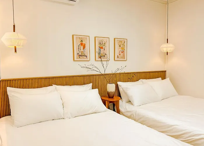 Apartment Hongdae 15 Minutes,yongsan, Haebangchon, Namsan, N Tower, Itaewon Seoul