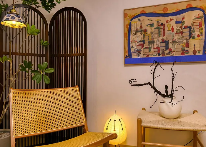 Hongdae 15 Minutes,yongsan, Haebangchon, Namsan, N Tower, Itaewon Apartment