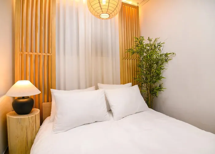 Apartment Hongdae 15 Minutes,yongsan, Haebangchon, Namsan, N Tower, Itaewon