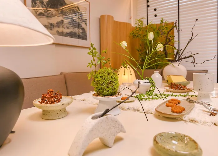 Apartment Hongdae 15 Minutes,yongsan, Haebangchon, Namsan, N Tower, Itaewon Seoul