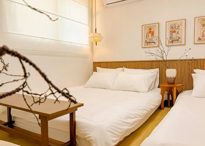 Apartment Hongdae 15 Minutes,yongsan, Haebangchon, Namsan, N Tower, Itaewon *